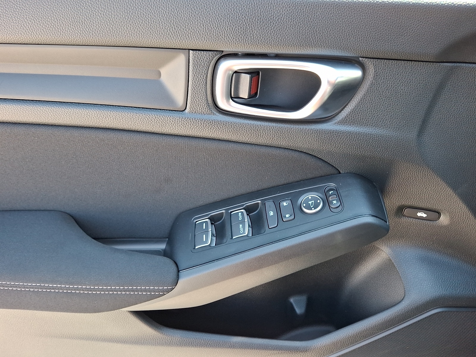 2026 Honda Civic Sport - Photo 11