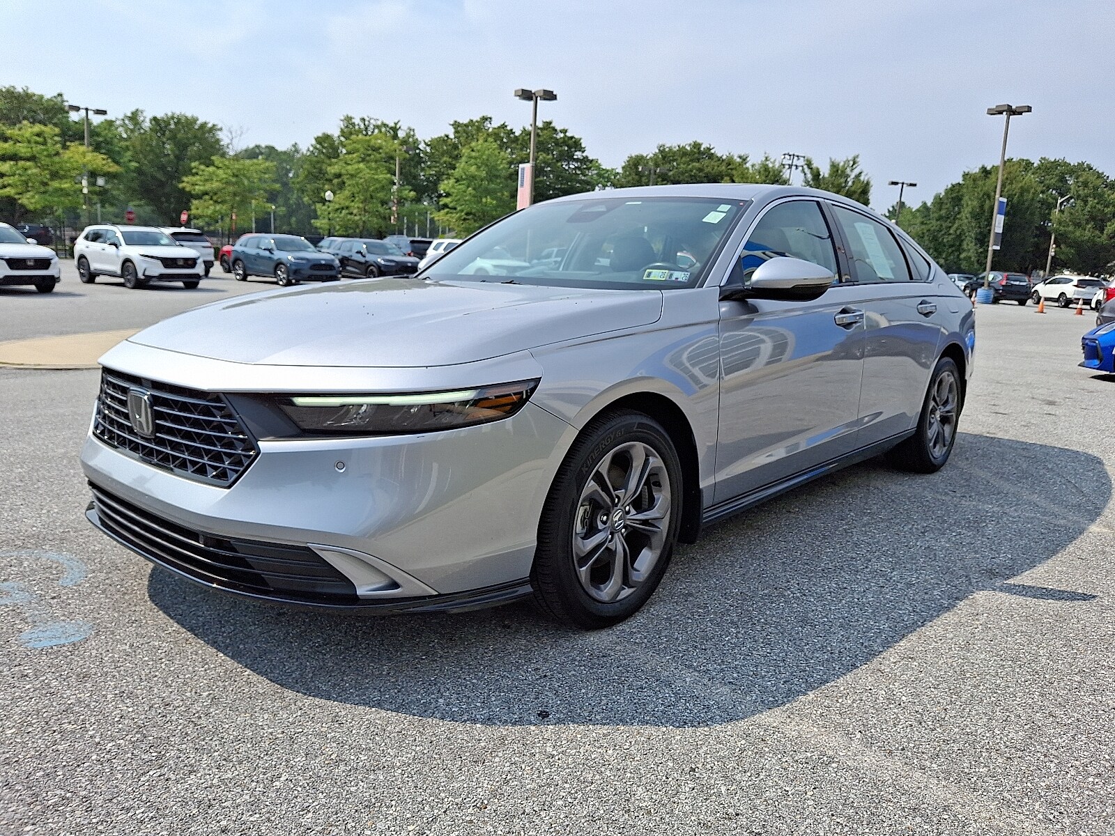2023 Honda Accord Hybrid EX-L photo 3