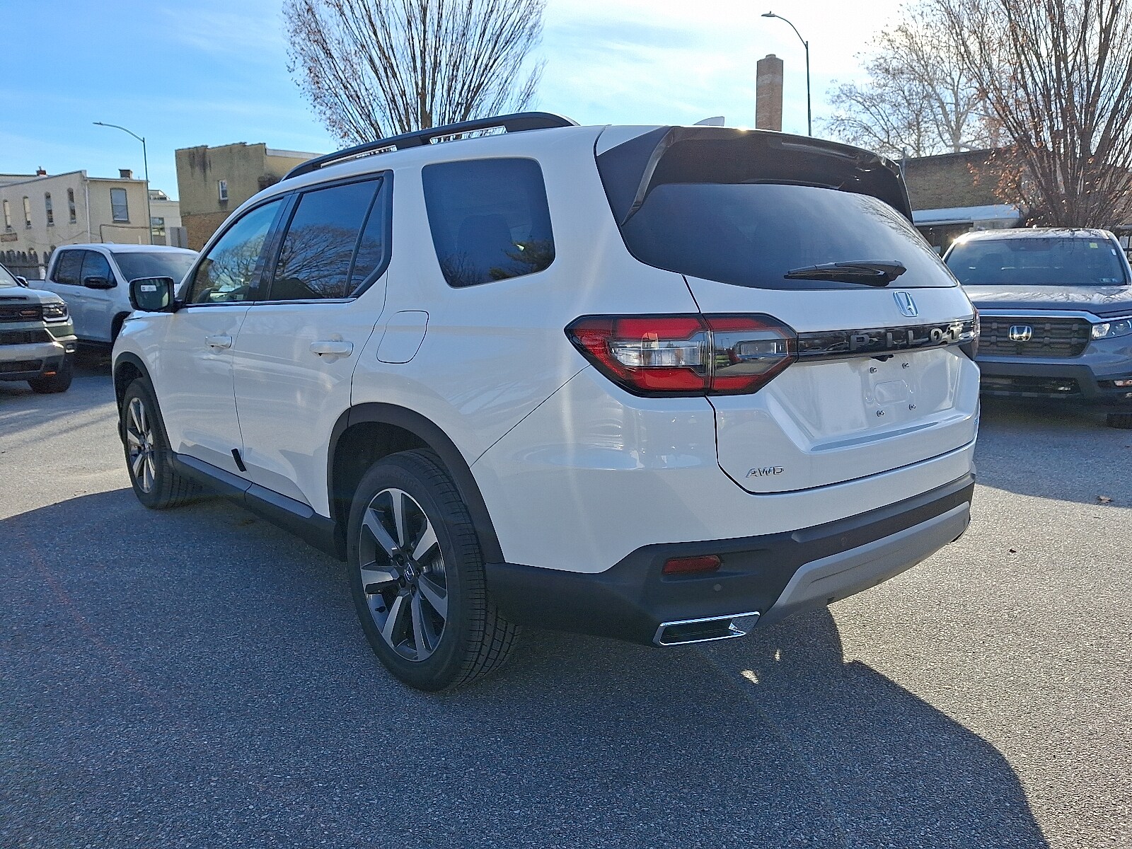 2025 Honda Pilot Elite photo 3