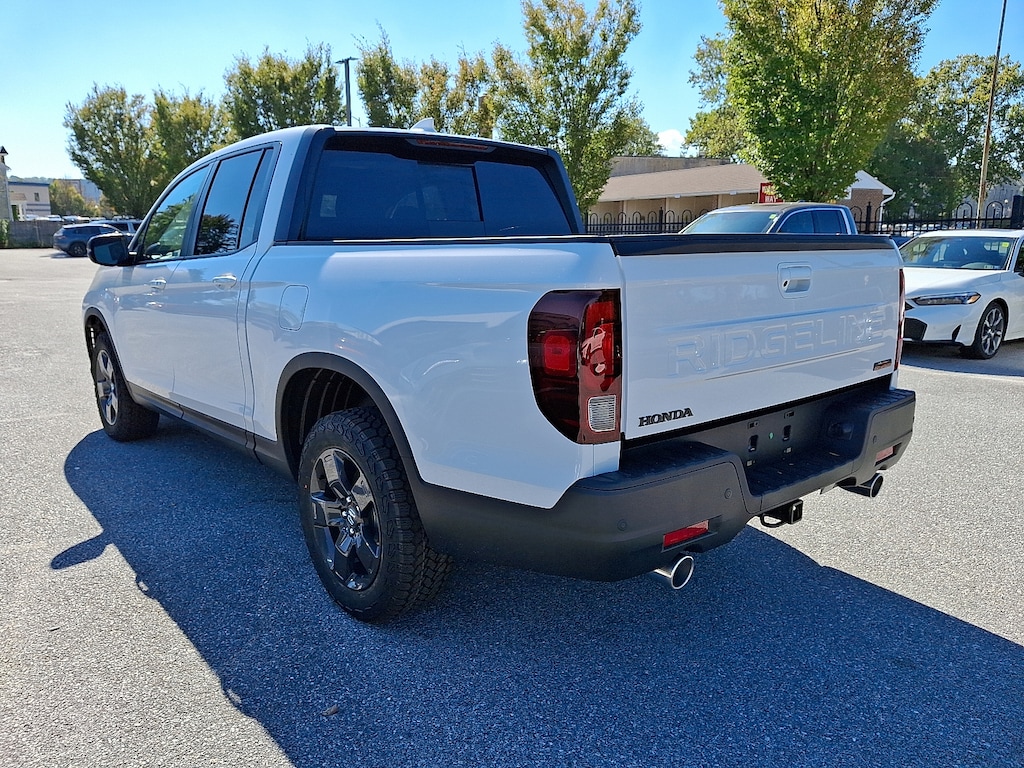 New 2026 Honda Ridgeline TrailSport Crew Cab Pickup