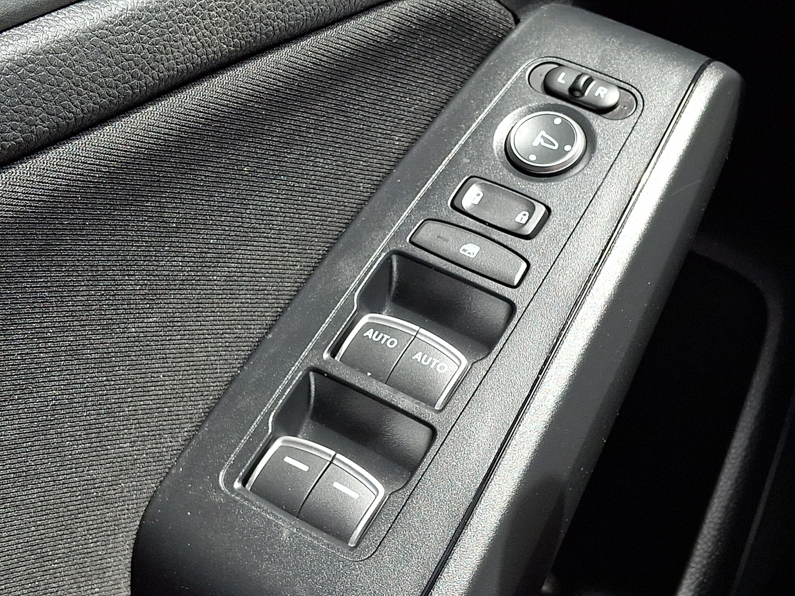 2024 Honda Civic Sport - Photo 25