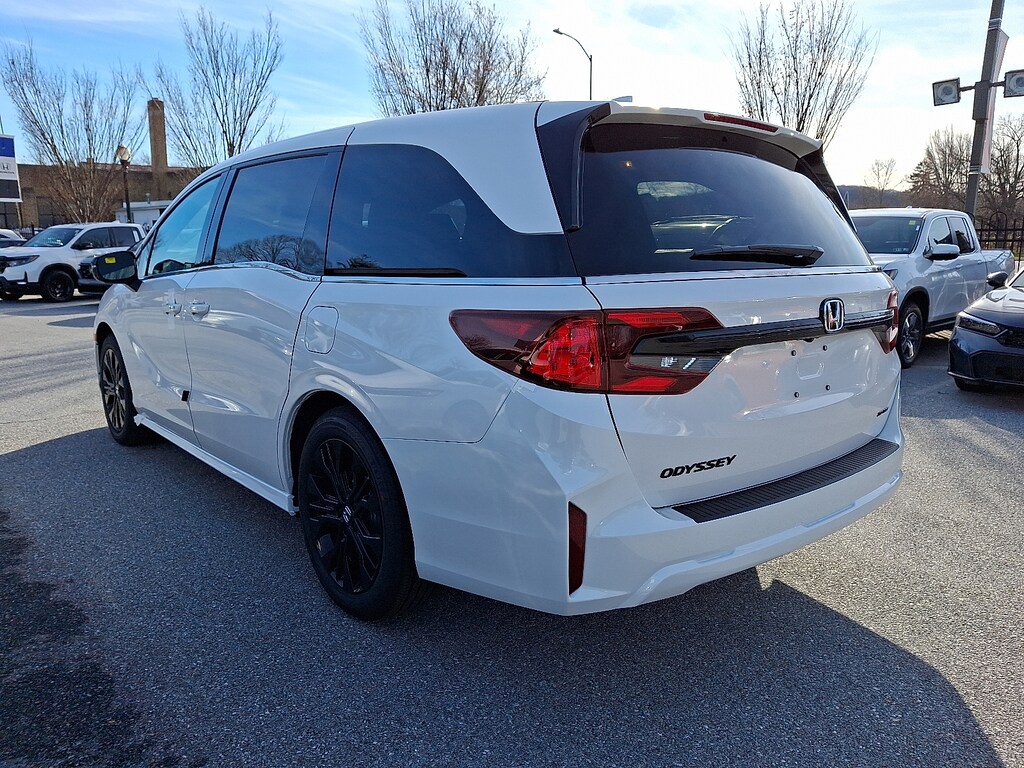New 2026 Honda Odyssey Sport-L Mini-van, Passenger