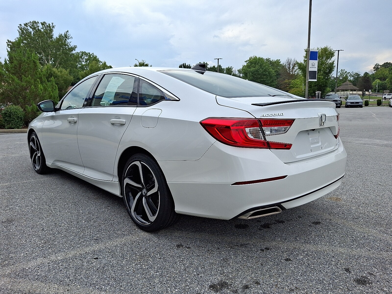 2022 Honda Accord Sport photo 3