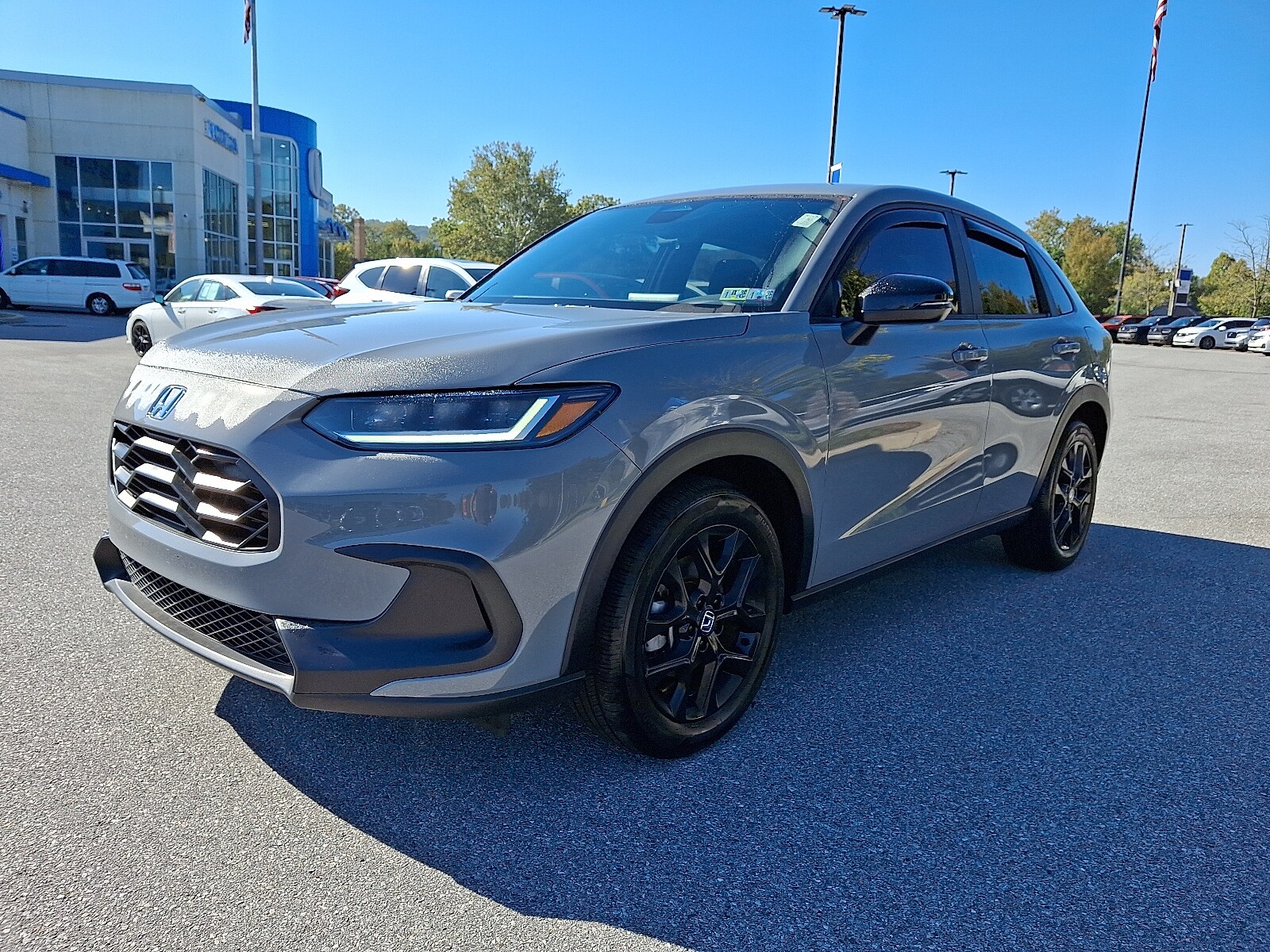 2025 Honda HR-V Sport photo 3
