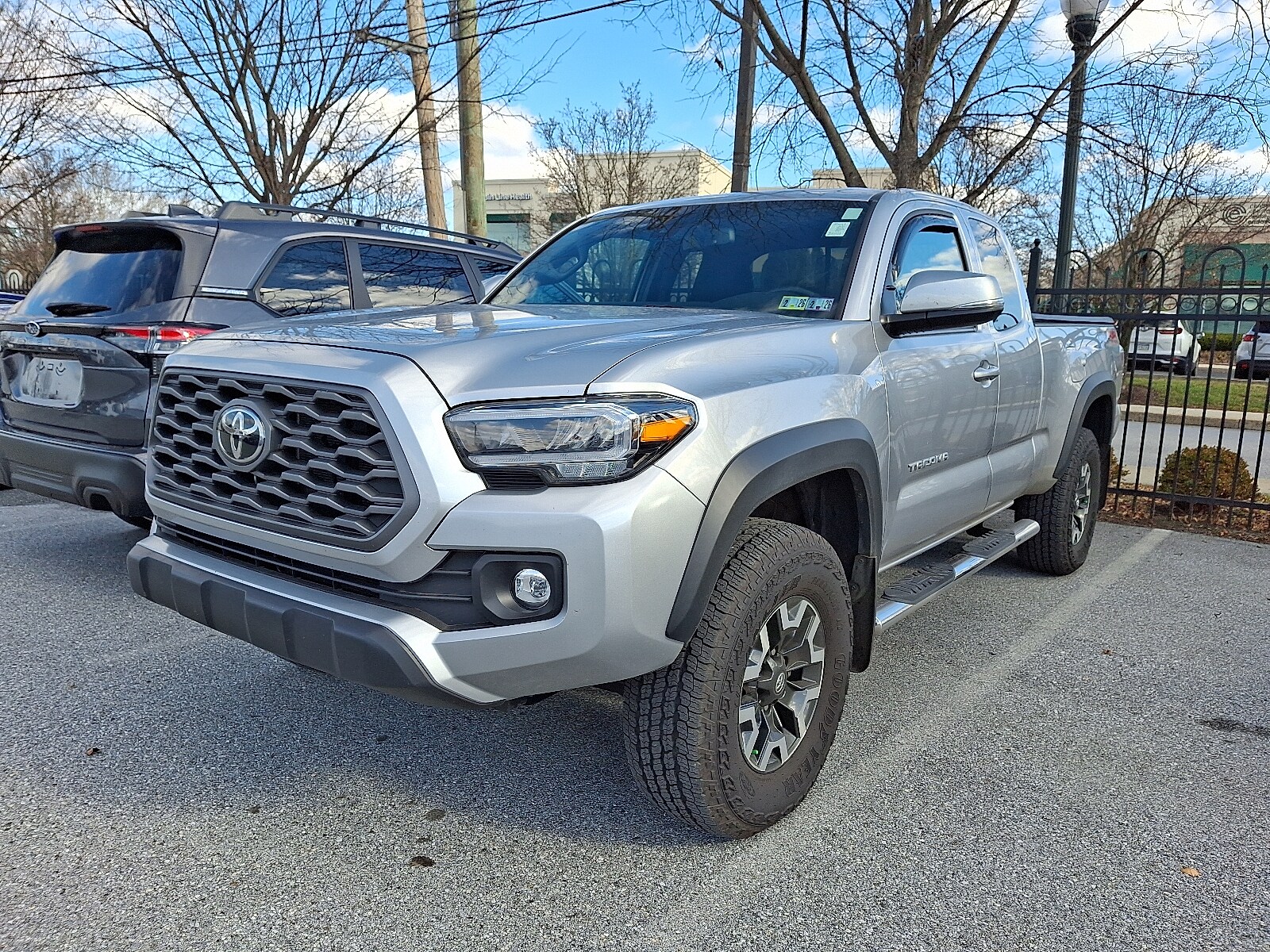 2023 Toyota Tacoma TRD photo 2