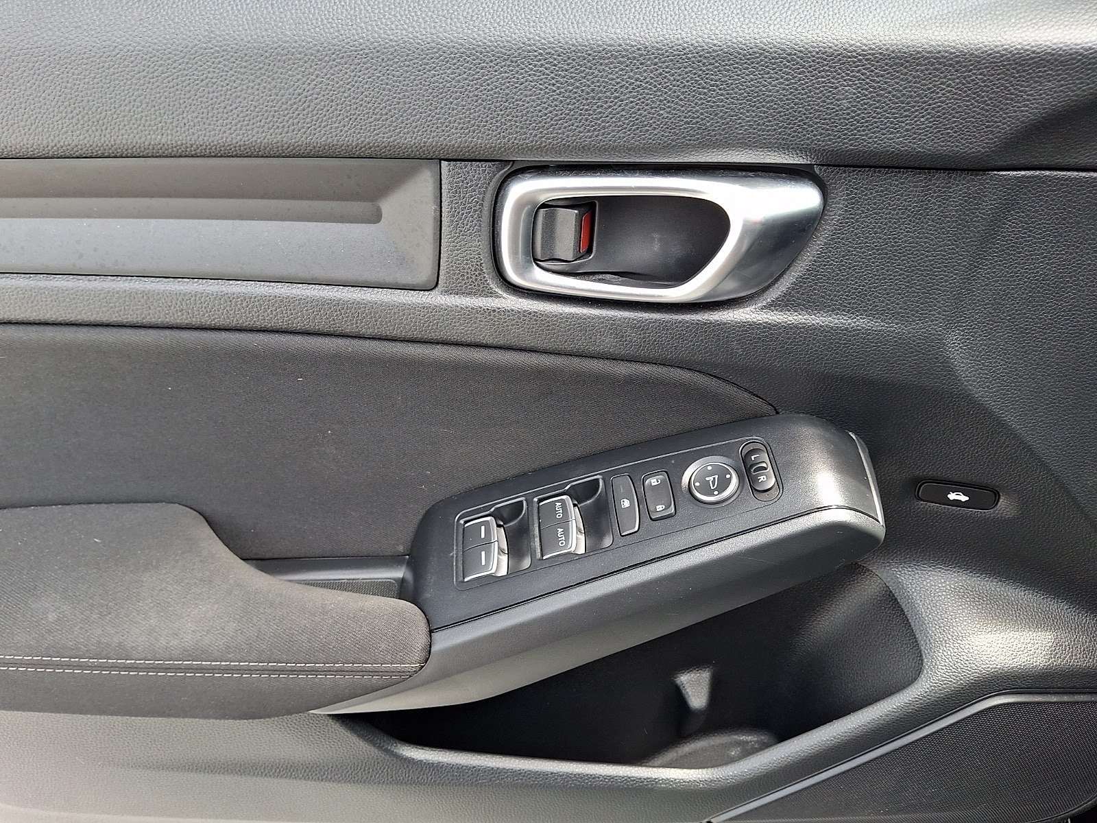 2024 Honda Civic Sport - Photo 12