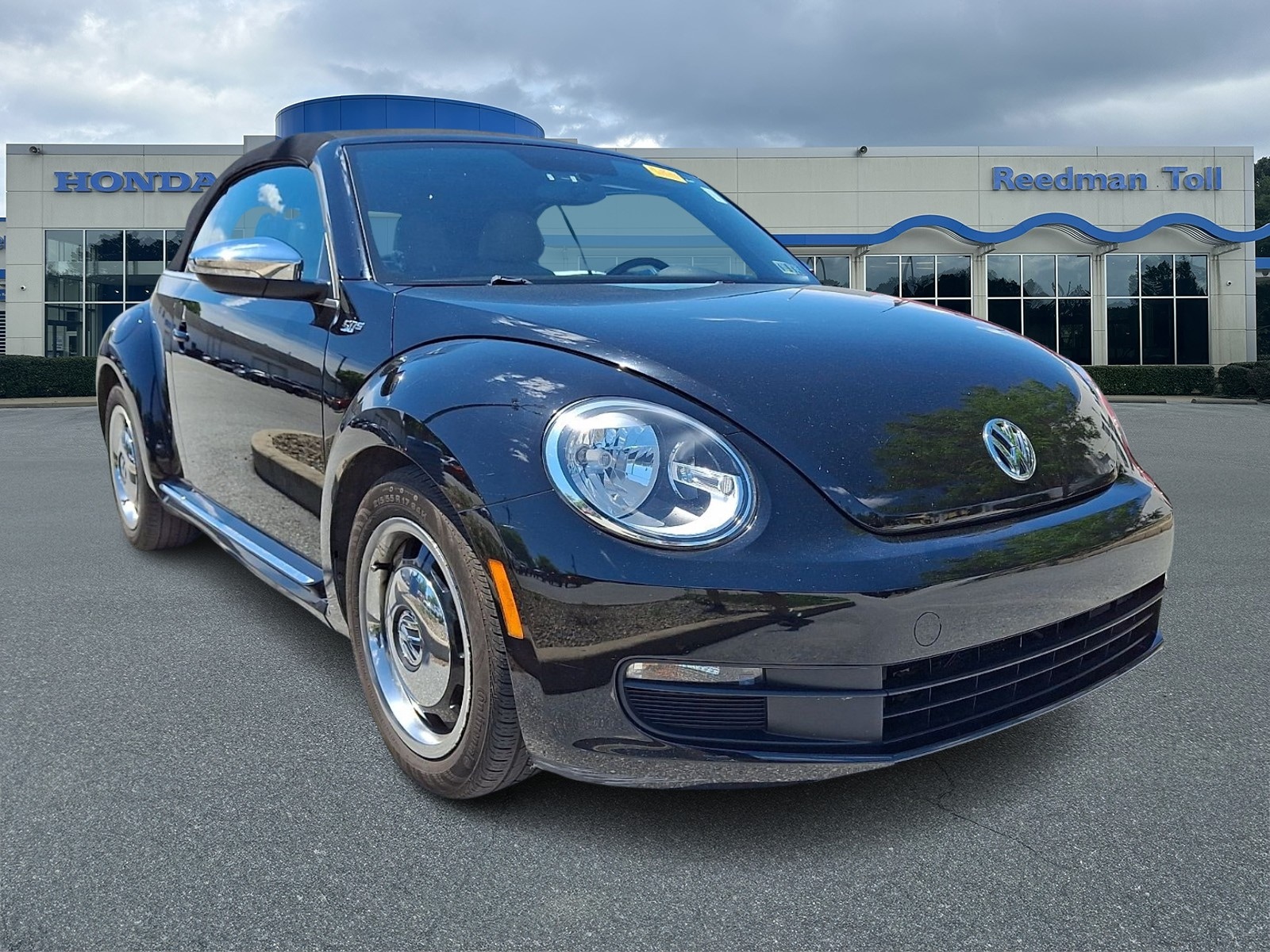 2013 Volkswagen Beetle 2.5L Conv. 50s Edition PZEV's photo