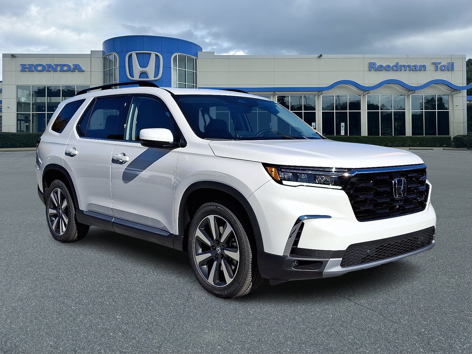 2025 Honda Pilot Sport Utility 