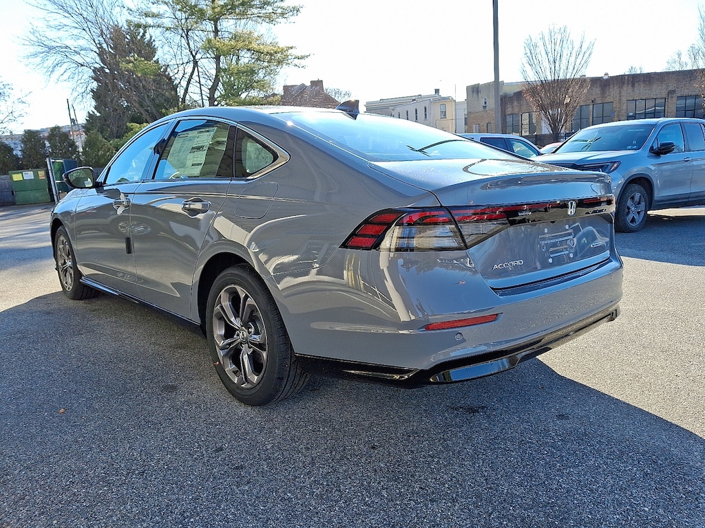 New 2025 Honda Accord Hybrid EX-L Car