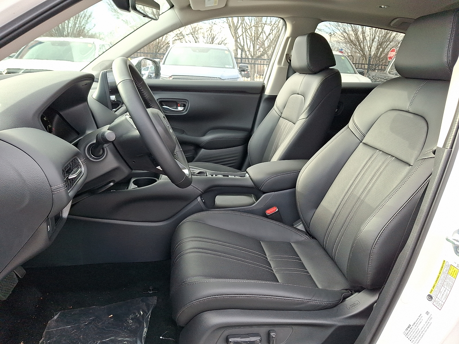 2026 Honda HR-V EX-L - Photo 9