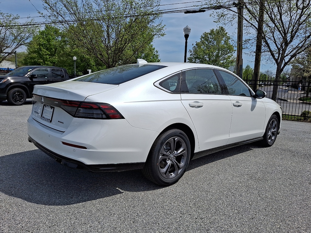 New 2026 Honda Accord Hybrid EX-L Car