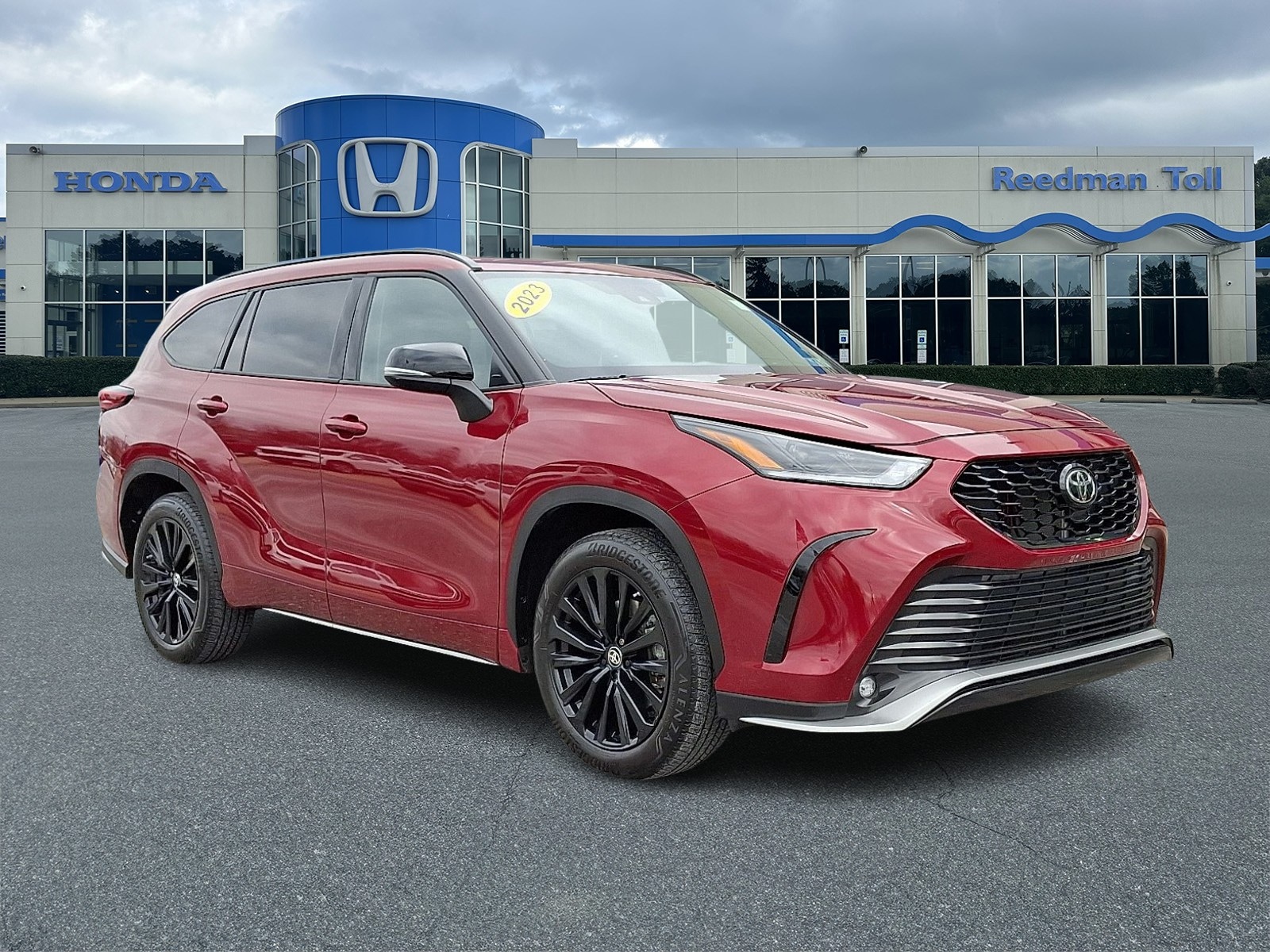 2023 Toyota Highlander XSE's photo