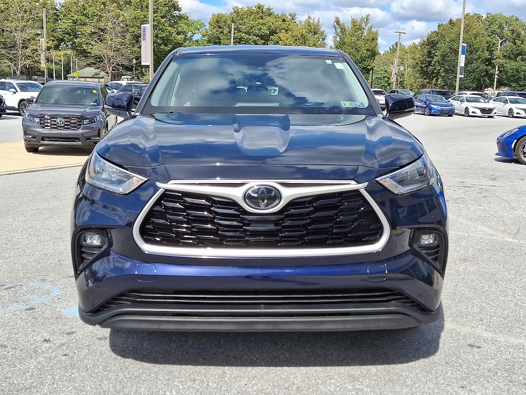 Used 2020 Toyota Highlander LE Sport Utility