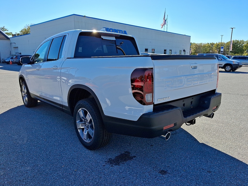 New 2026 Honda Ridgeline RTL Crew Cab Pickup