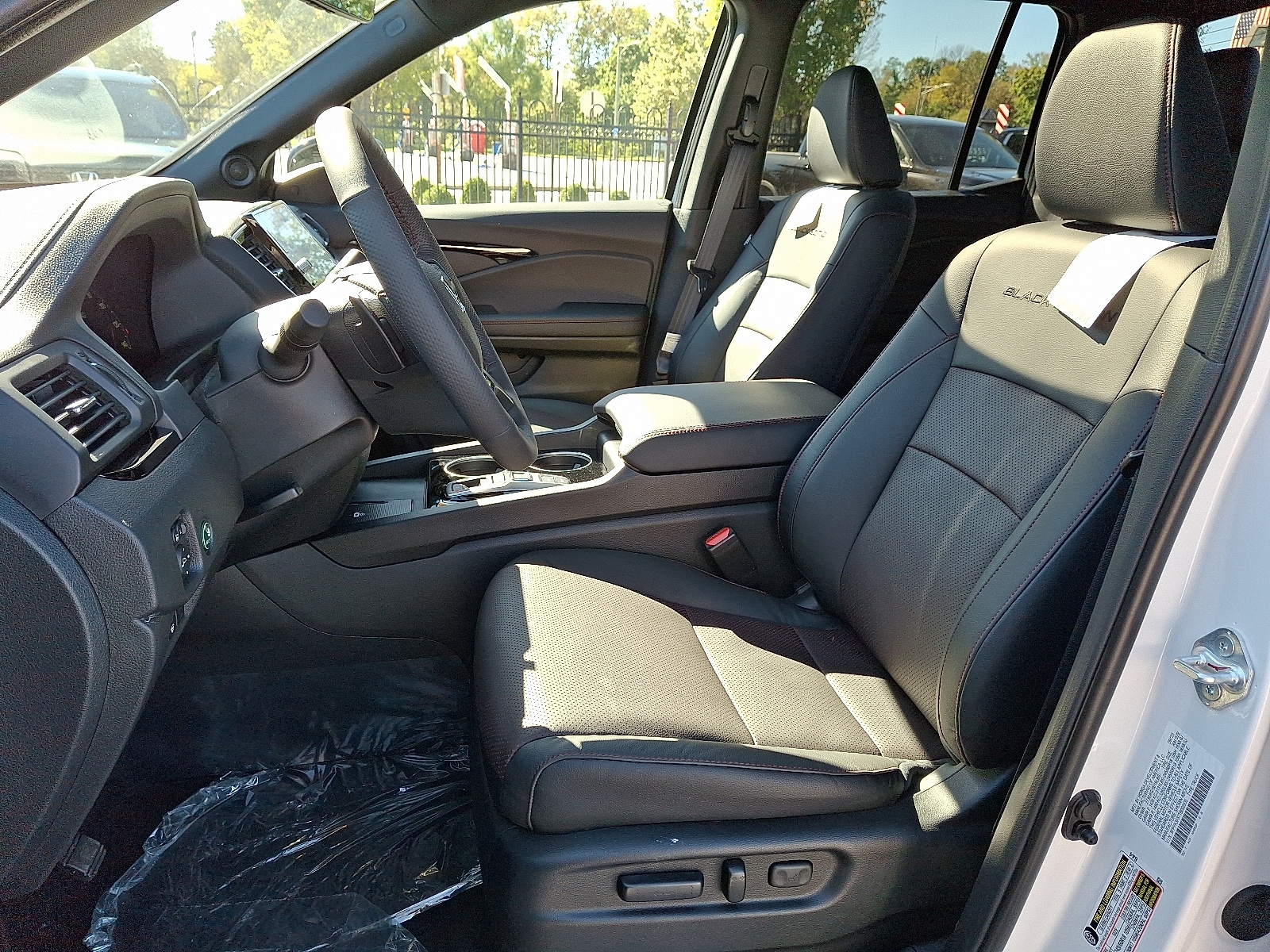 2026 Honda Ridgeline Black Edition - Photo 9