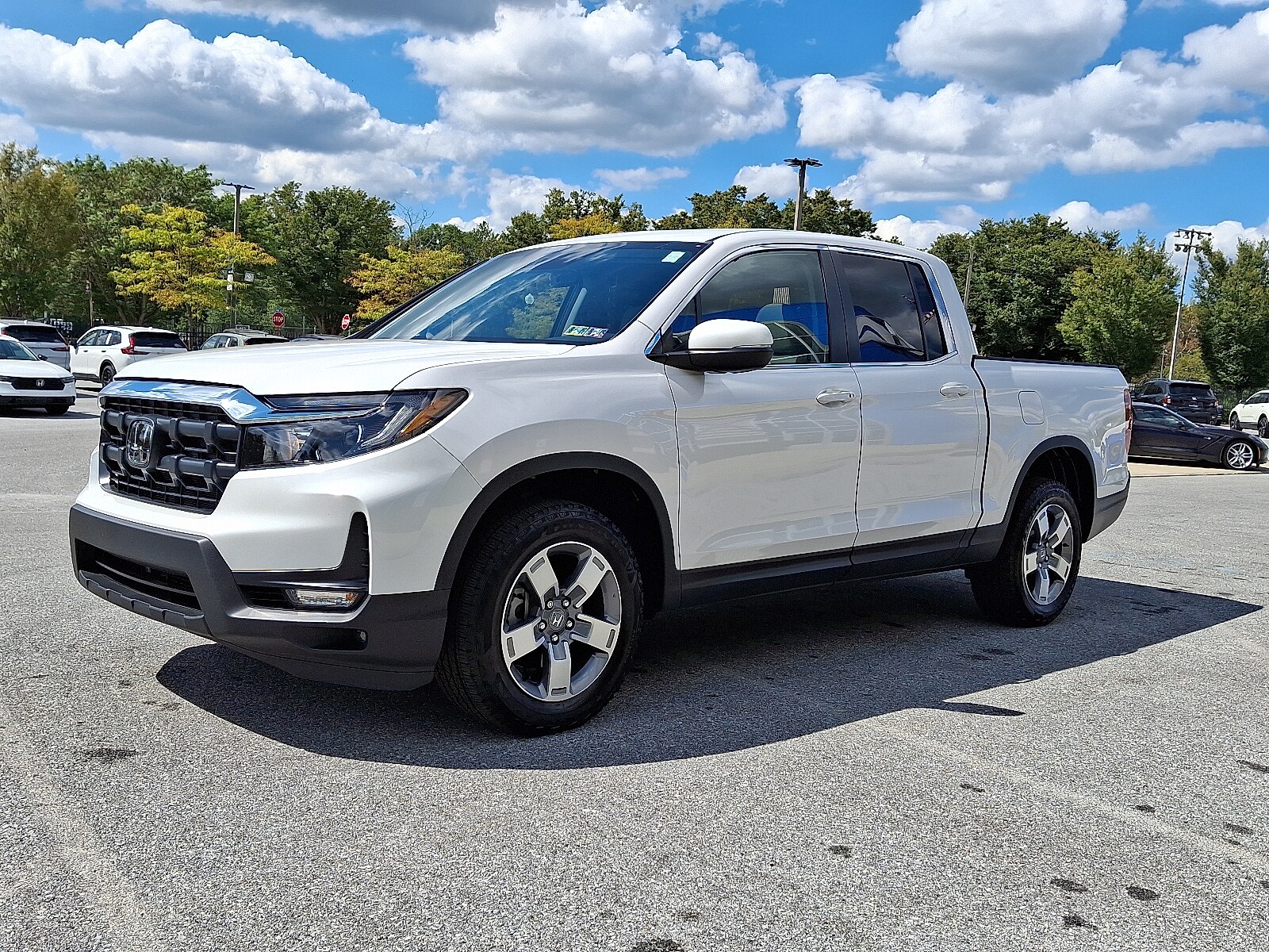 2025 Honda Ridgeline RTL photo 2