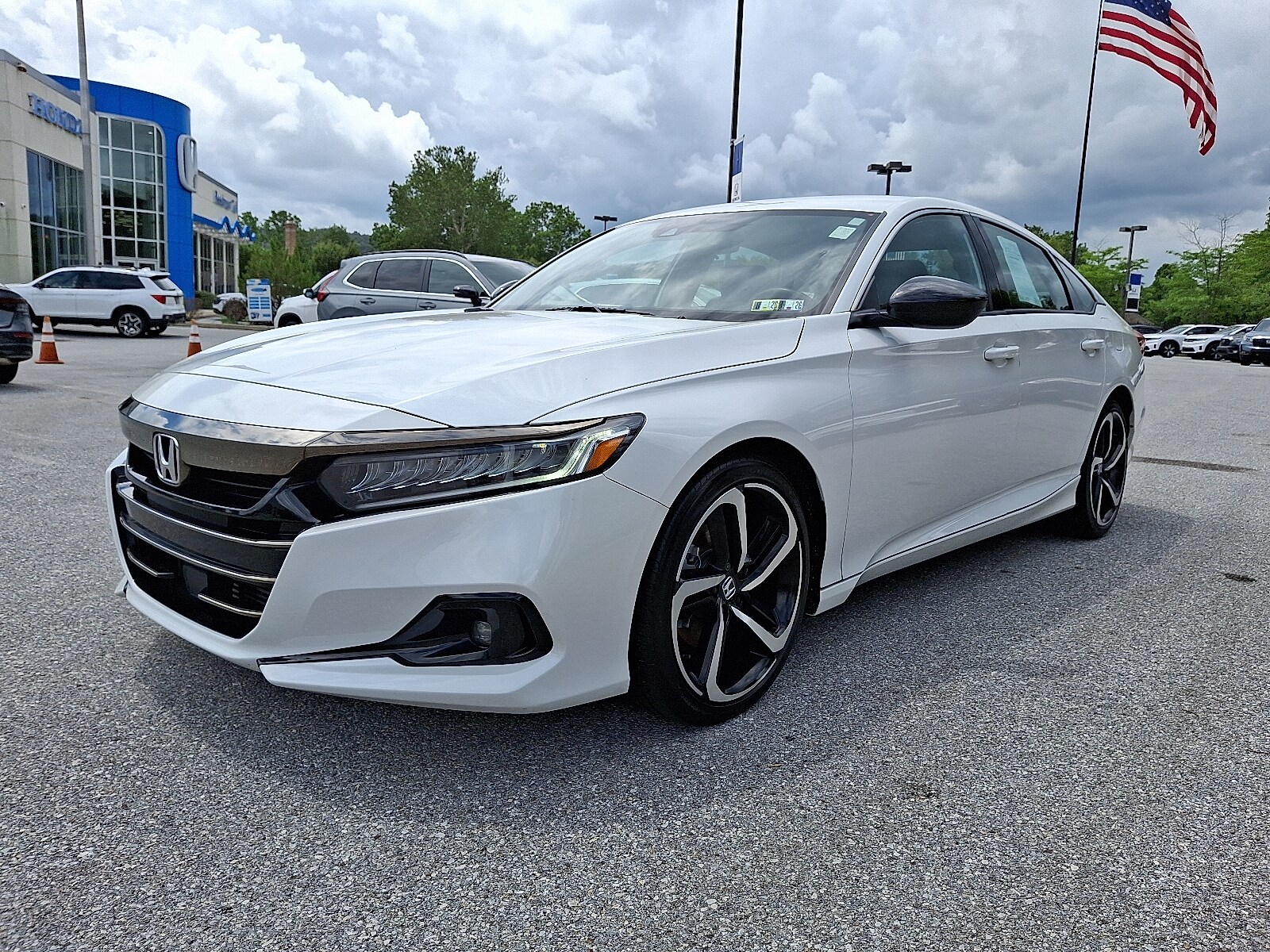 2022 Honda Accord Sport photo 3