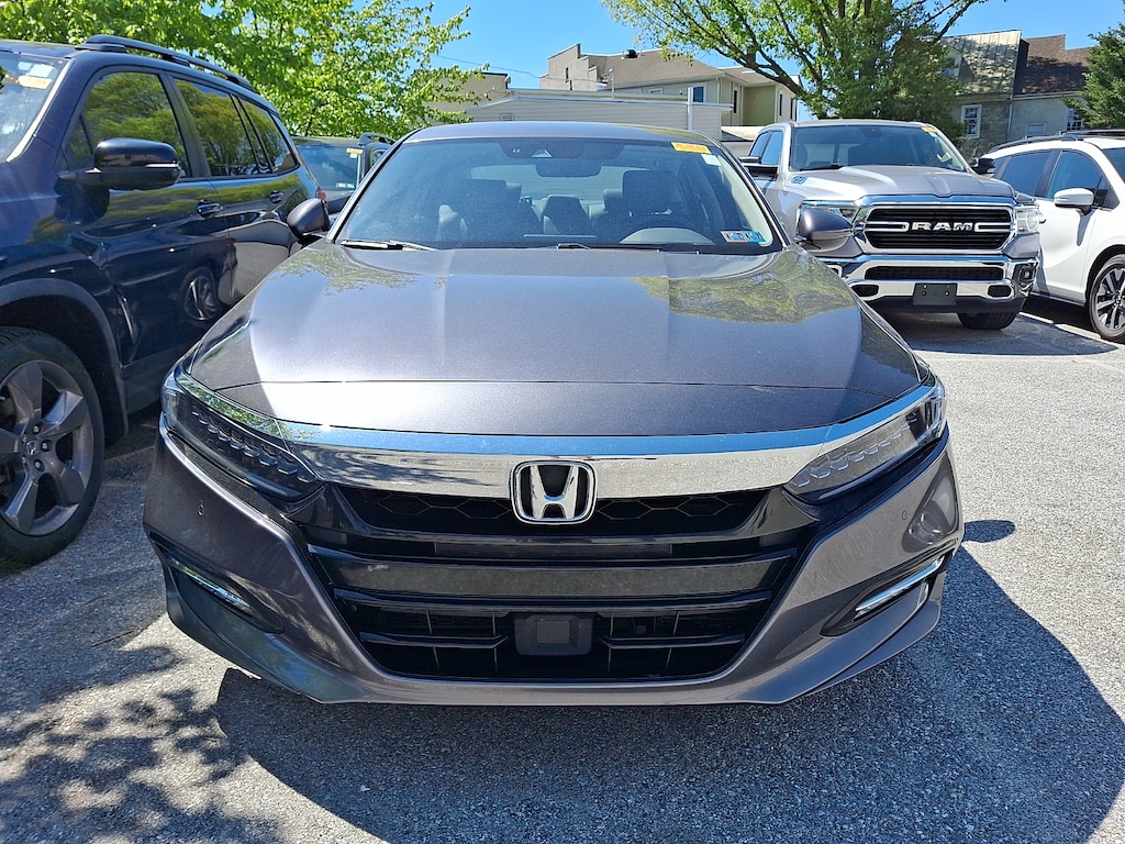 Used 2018 Honda Accord Hybrid Touring Car