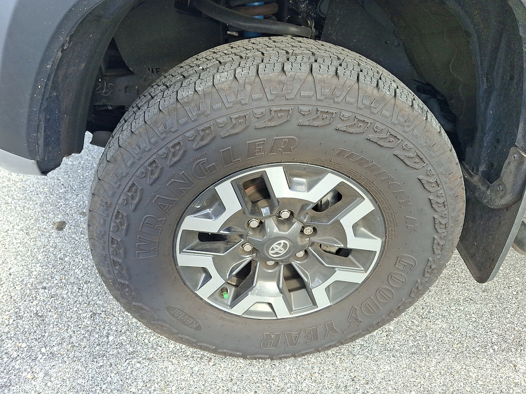 Used 2023 Toyota Tacoma TRD Off Road Extended Cab Pickup