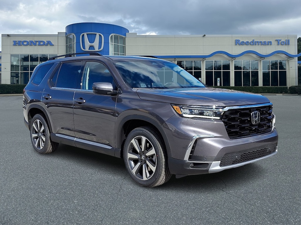 New 2025 Honda Pilot Touring Sport Utility