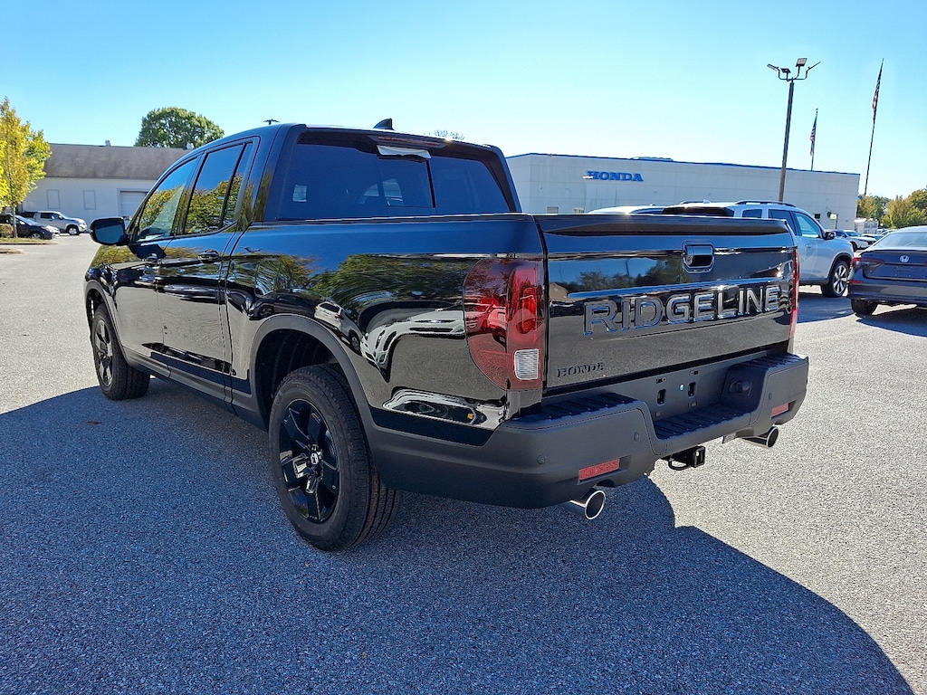 New 2026 Honda Ridgeline Black Edition Crew Cab Pickup