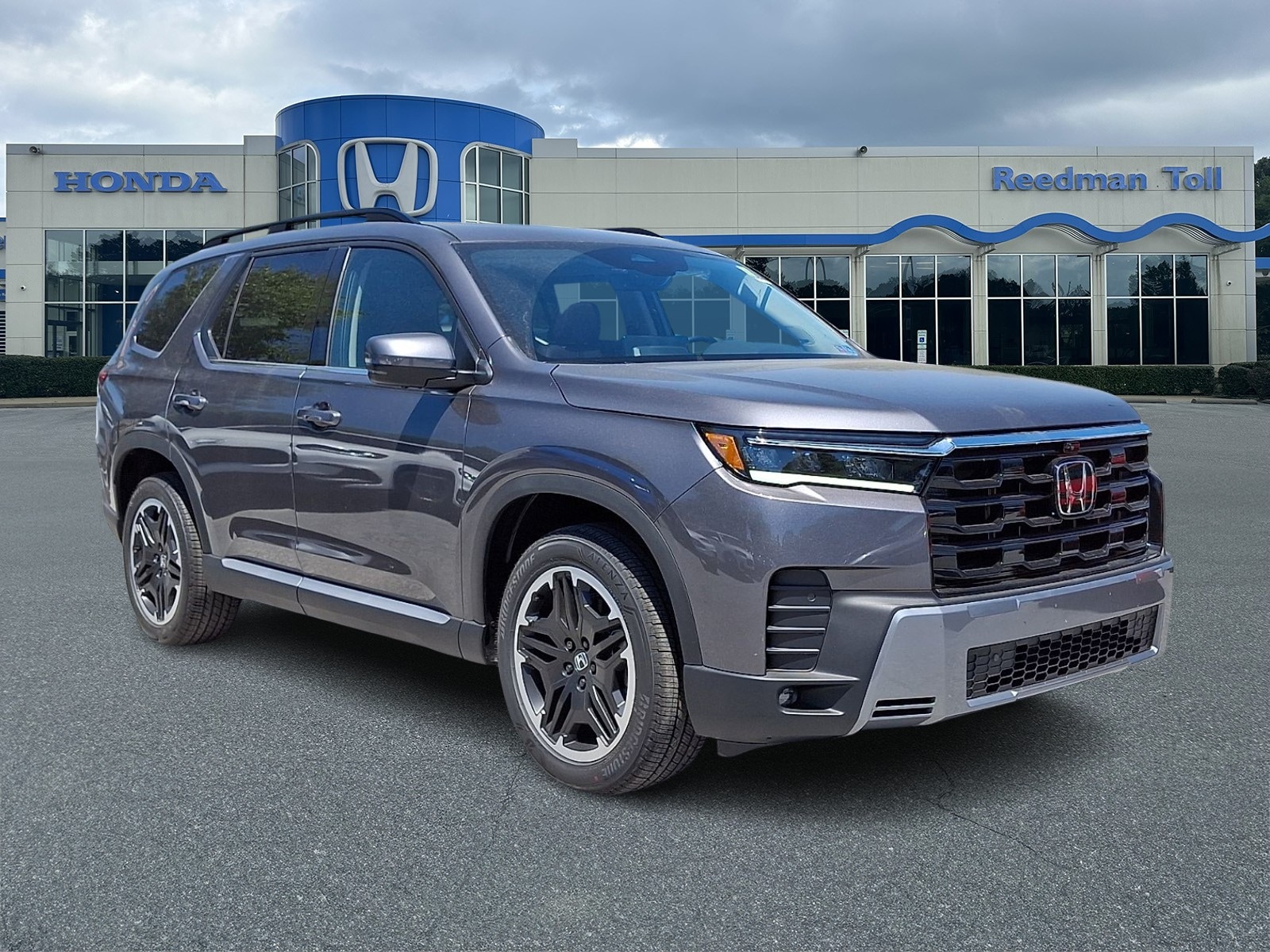 2026 Honda Pilot Touring AWD's photo