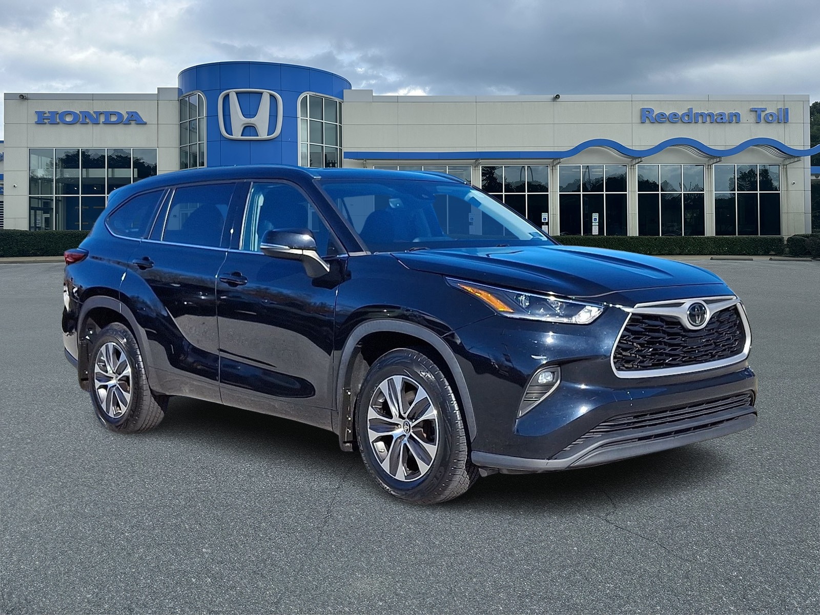 2021 Toyota Highlander XLE's photo