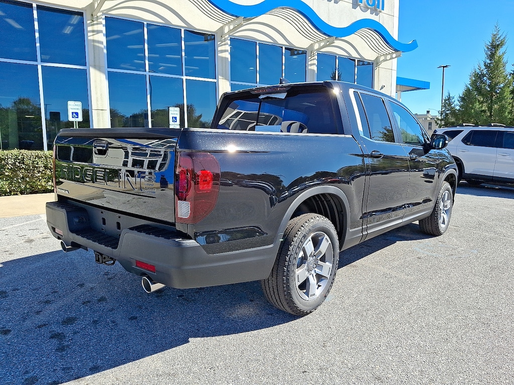 New 2026 Honda Ridgeline RTL Crew Cab Pickup