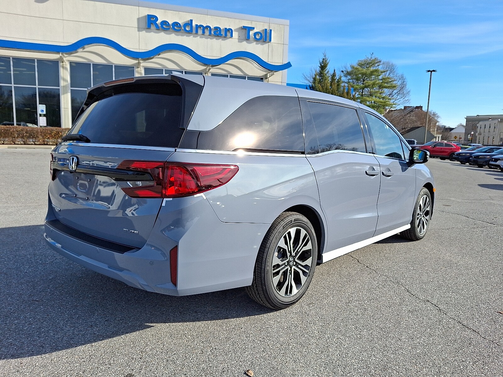 2026 Honda Odyssey Elite photo 4