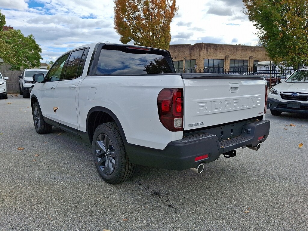 New 2025 Honda Ridgeline Sport Crew Cab Pickup