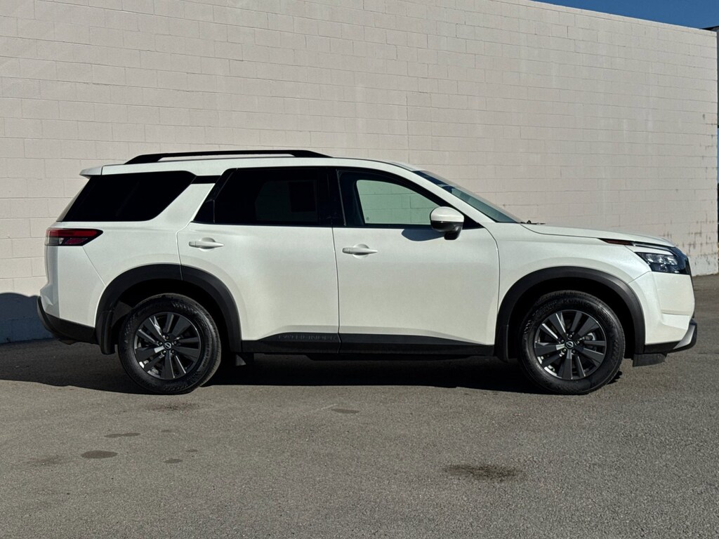 Certified 2024 Nissan Pathfinder SV SUV