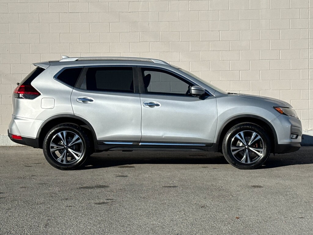 Used 2018 Nissan Rogue SL SUV