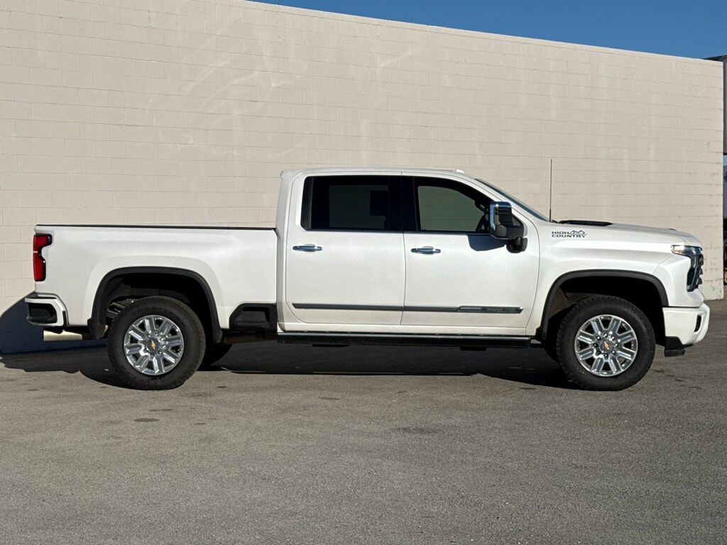 Used 2024 Chevrolet Silverado 3500 HD High Country Truck Crew Cab