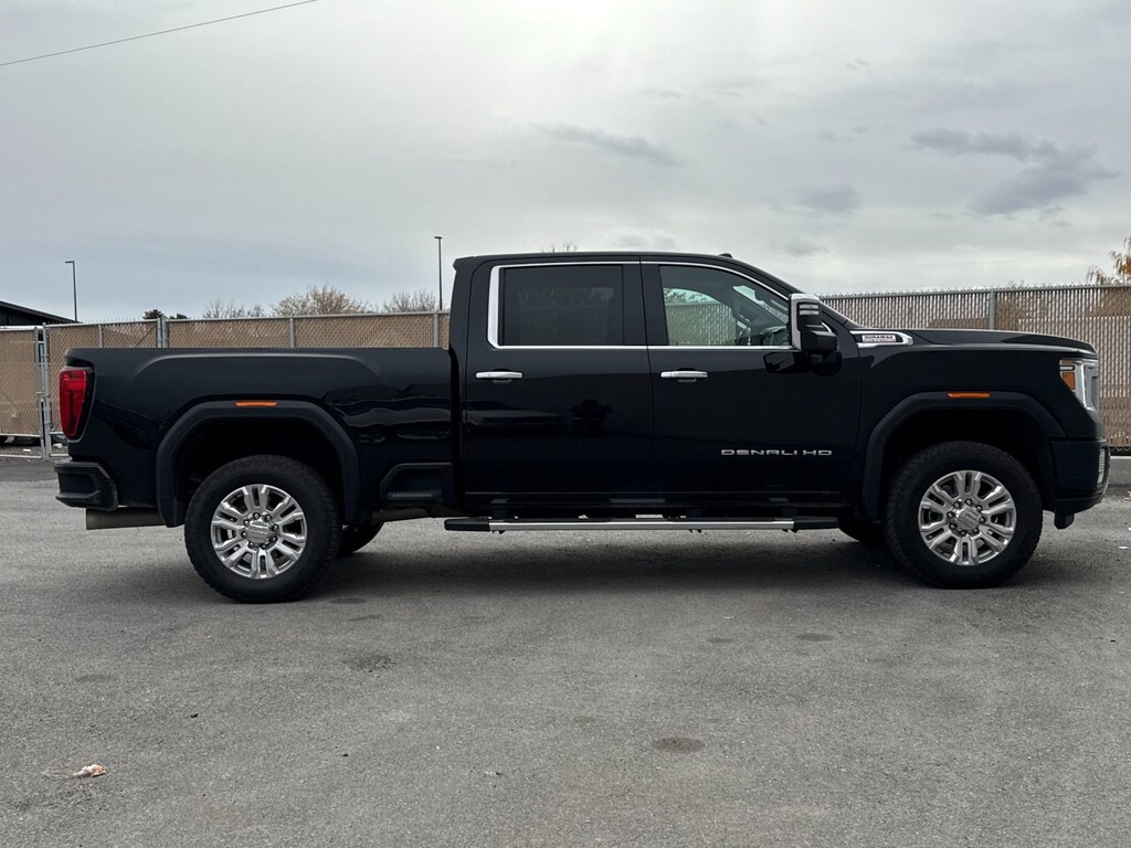 Used 2022 GMC Sierra 2500 HD Denali Truck Crew Cab