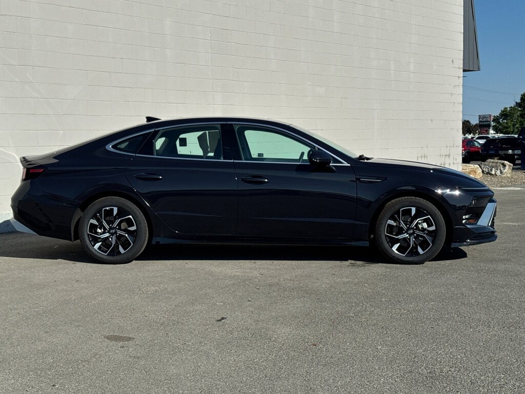 Certified 2024 Hyundai Sonata SEL Sedan