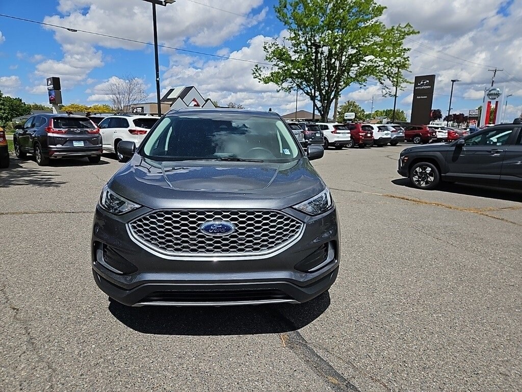 Used 2024 Ford Edge SUV