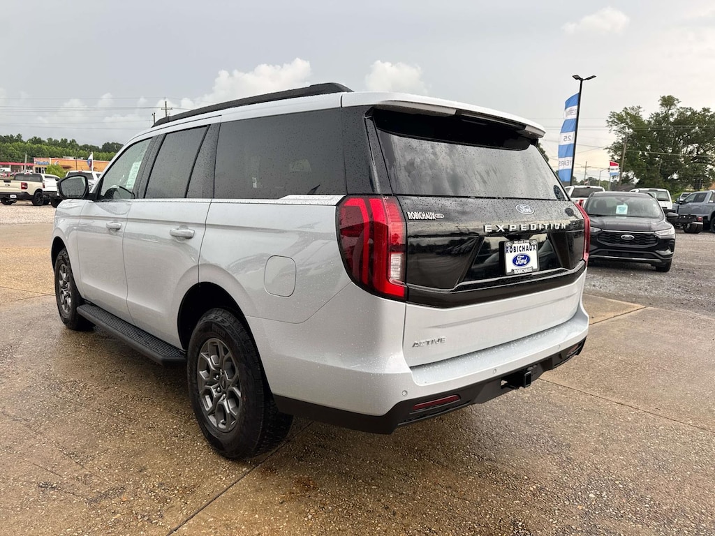 New 2026 Ford Expedition Active SUV
