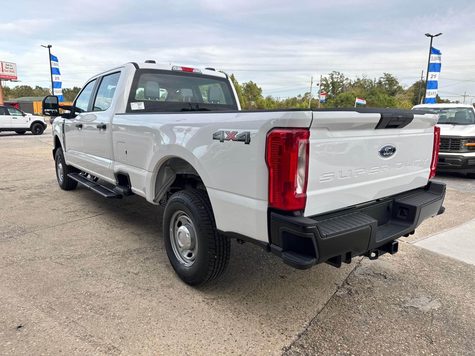 2026 Ford F-250 XL photo 3