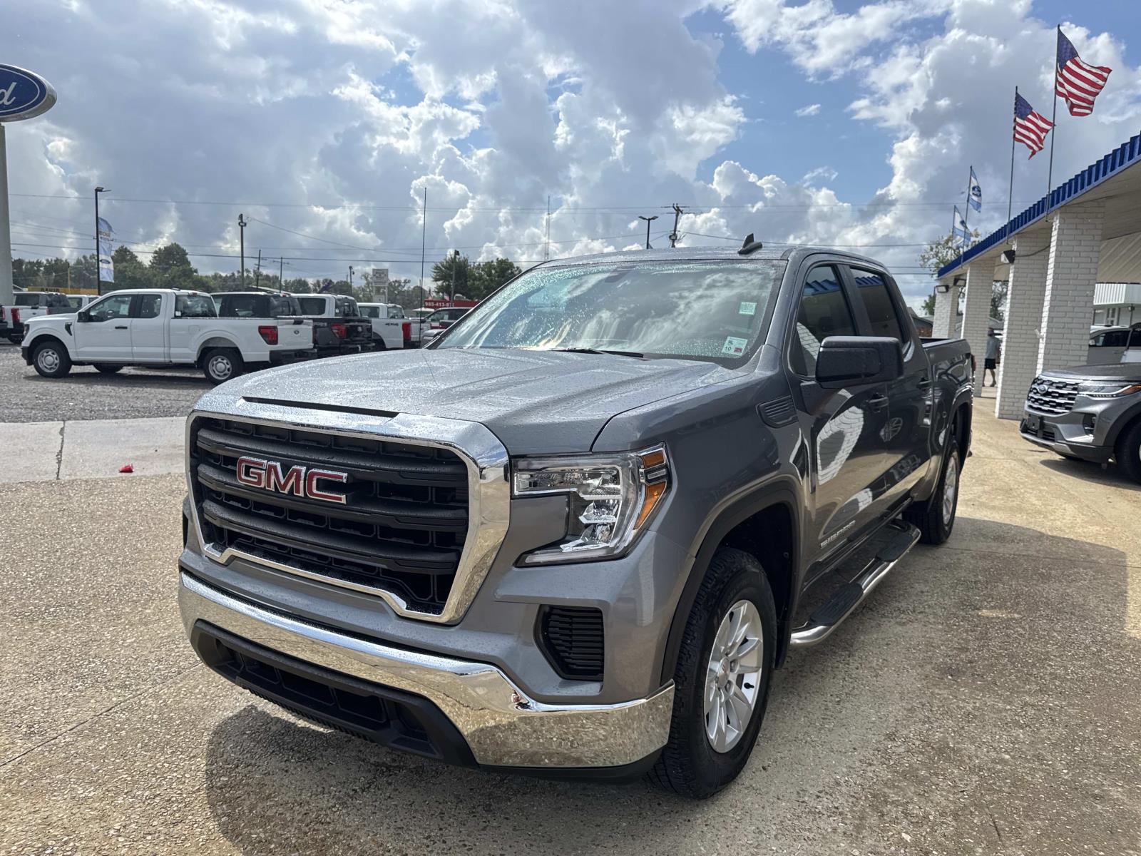 2021 Gmc Sierra 1500 photo 3