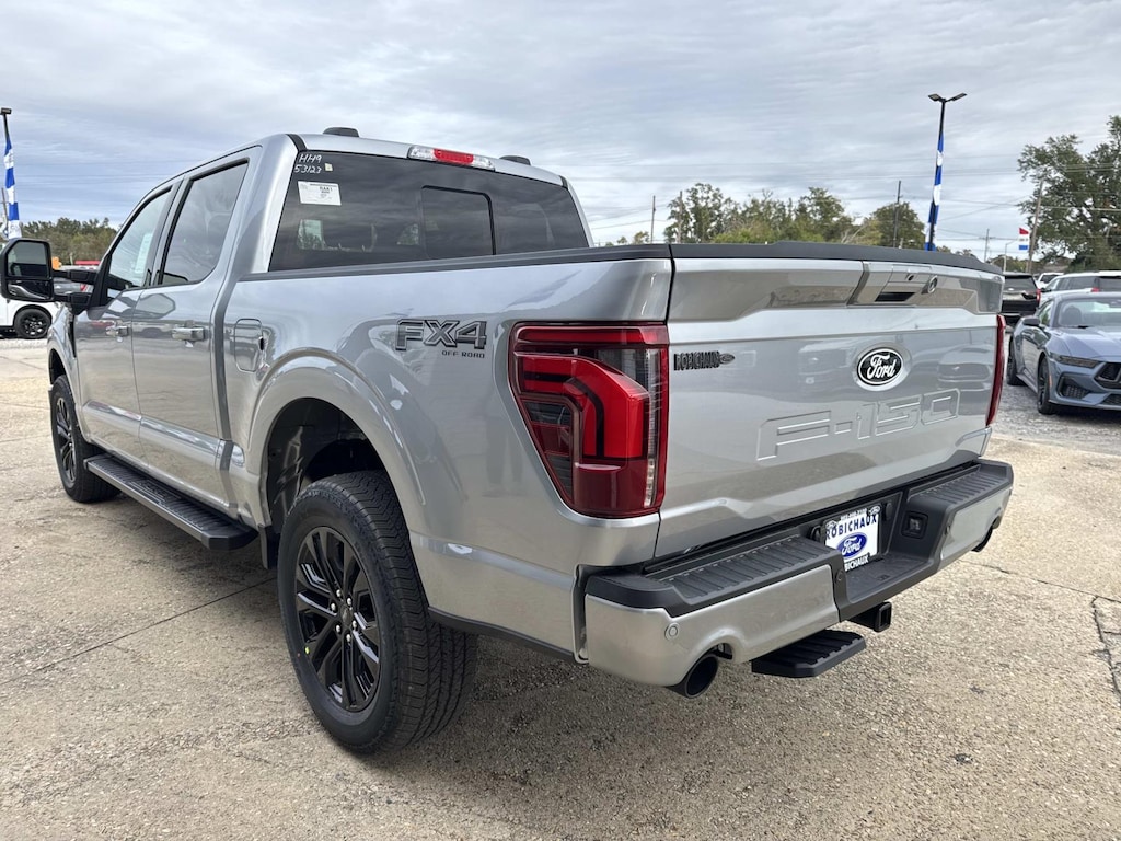 New 2025 Ford F-150 Lariat TRUCK