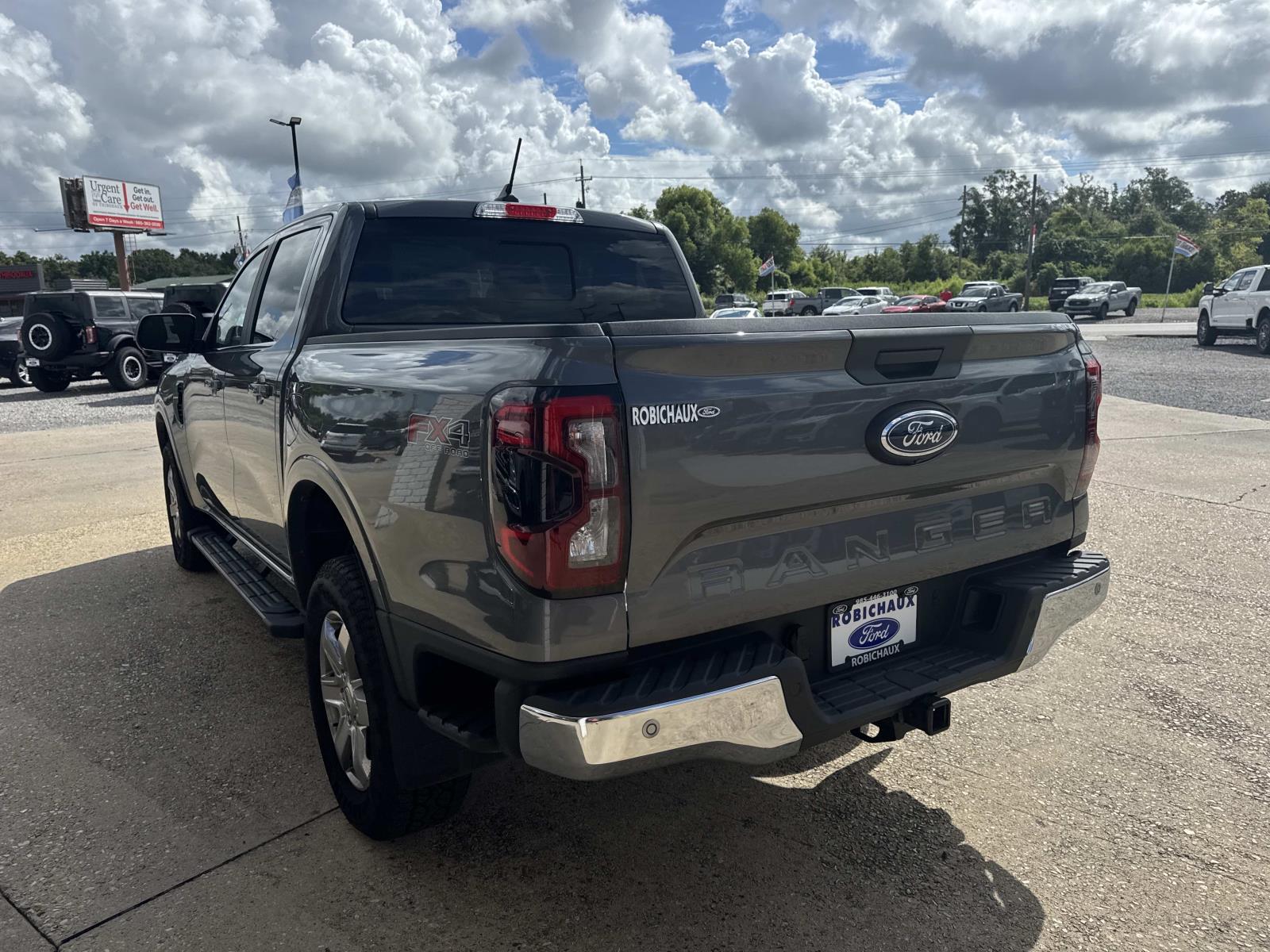 2025 Ford Ranger Lariat photo 4