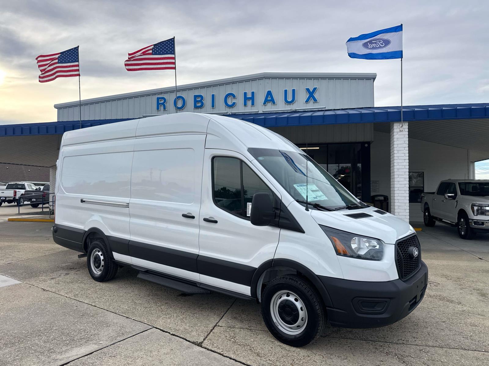 2026 Ford Transit Van Base's photo