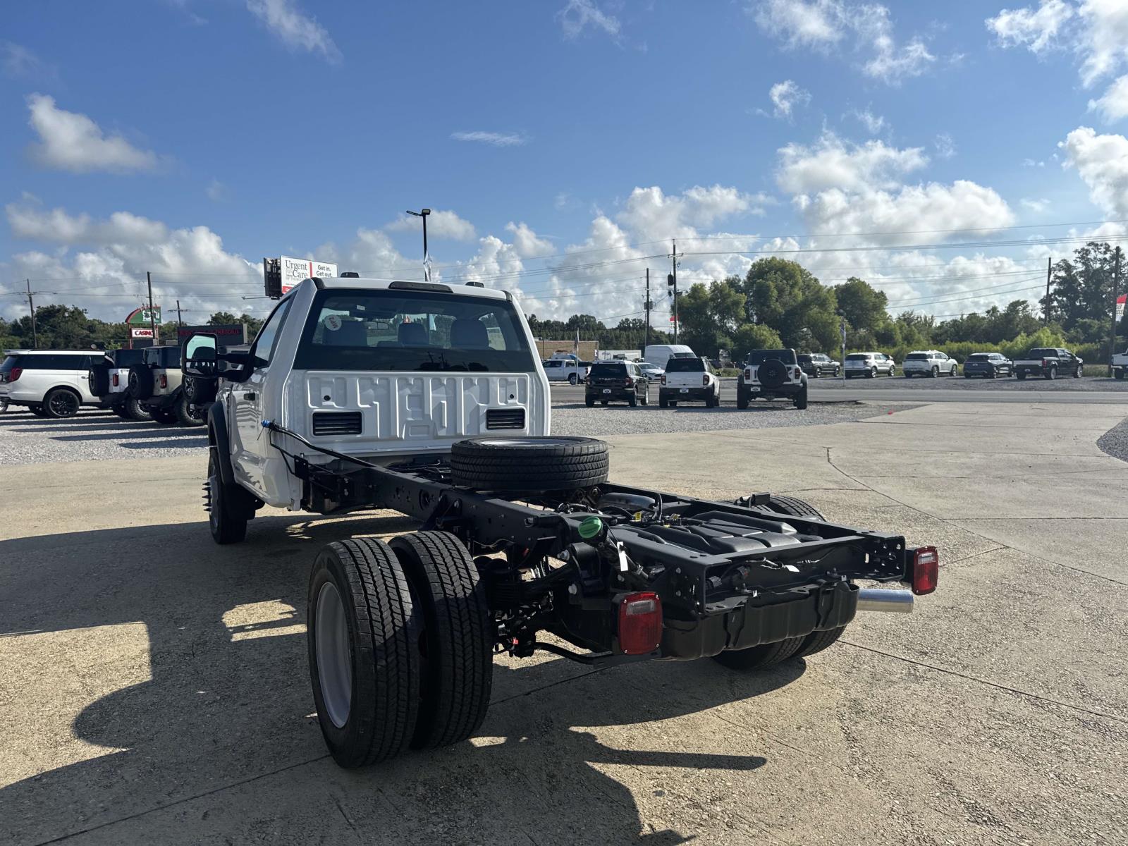 2026 Ford F-450 Super Duty Chassis Cab XL