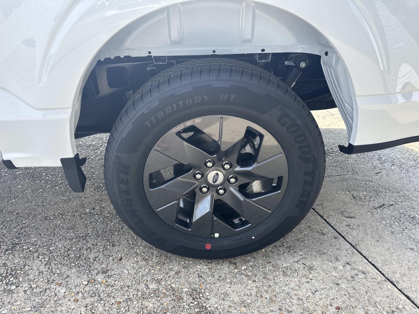 2025 Ford F-150 STX photo 3