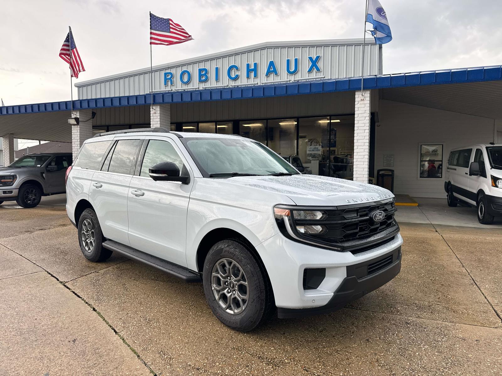 2026 Ford Expedition Active