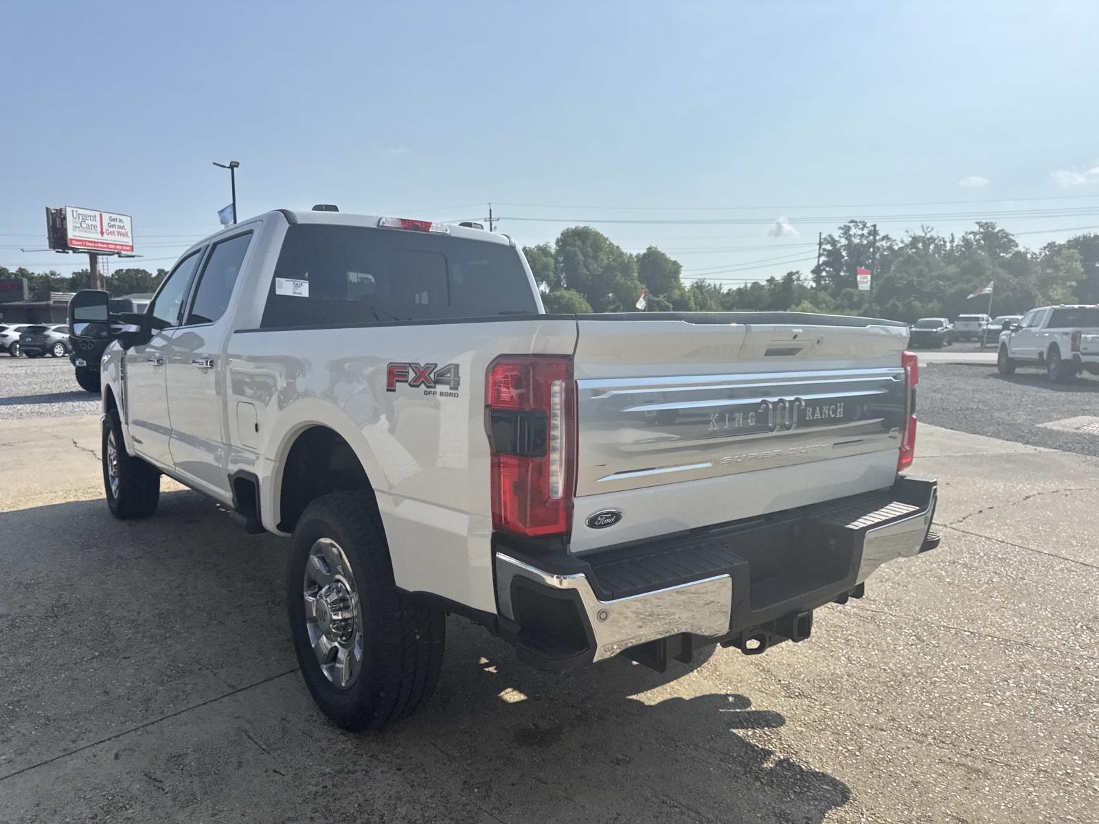 2026 Ford F-250 King Ranch photo 2