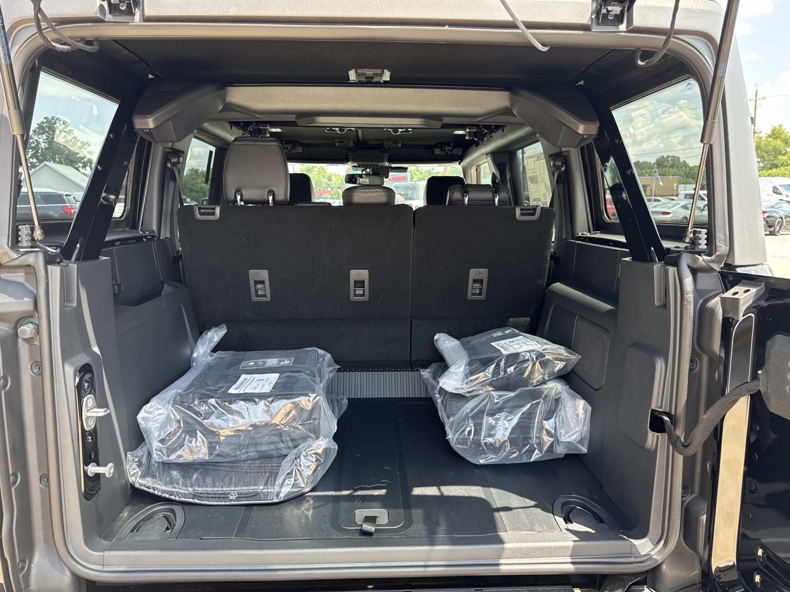 2025 Ford Bronco 4-Door Badlands - Photo 6