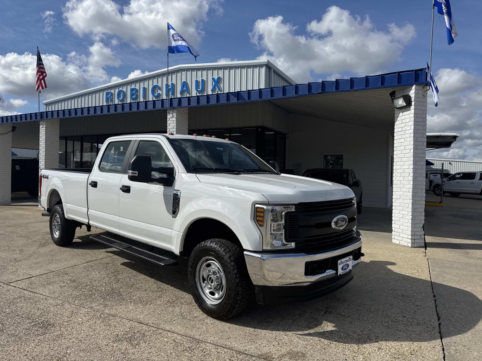 2018 Ford F-250 Super Duty XL's photo