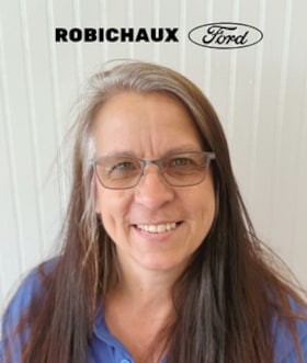Staff member Dawn Zeringue from ID_e301b3f6ae30