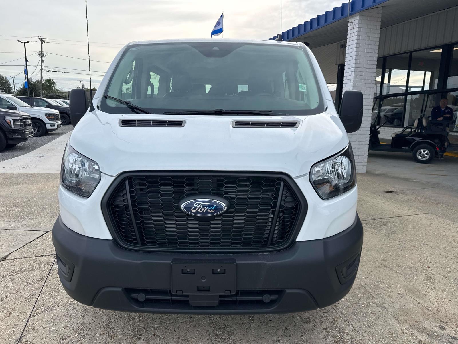 2024 Ford Transit Passenger XL photo 2